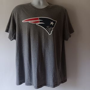 New England Patriots men's gray short-sleeve graphic t-shirt size XL
